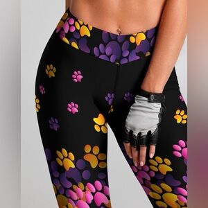 BRAVE New Look LEGGING Black w colorful Paw Prints SZ M Pristine Condition USA